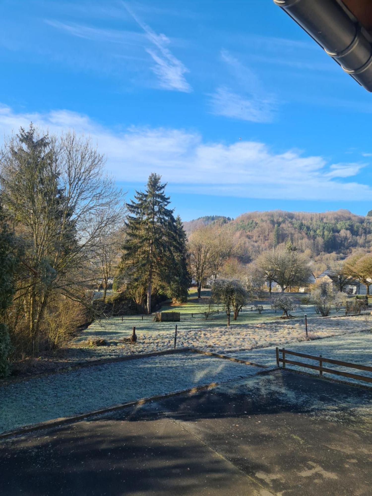 Ferienwohnung Burgblick Pelm Eksteriør bilde